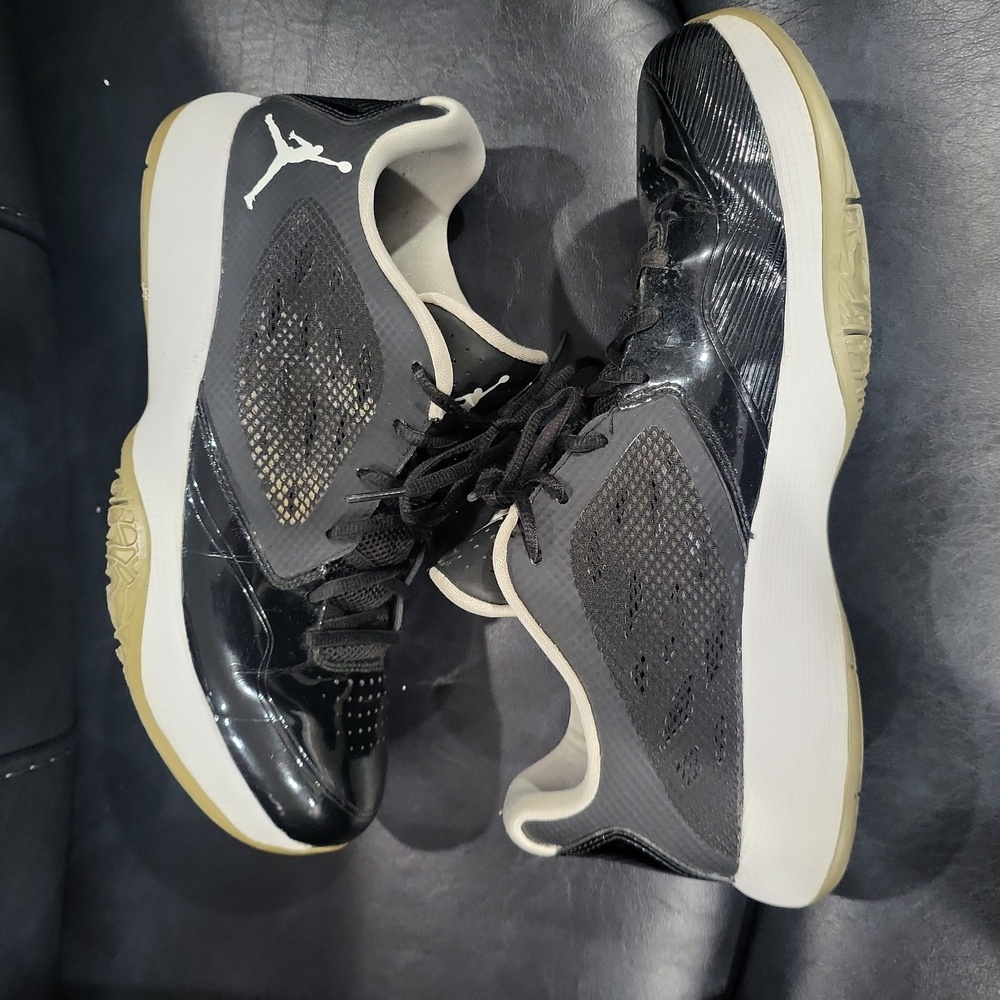 Jordan Blazin - Picture 3 of 11